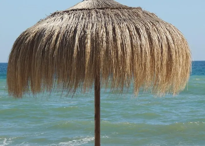 Sunstay Isabel Lofts Center *